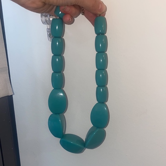Chunky Blue Necklace with adjustable clasp at neckline. Fun Accessory piece - Picture 9 of 11